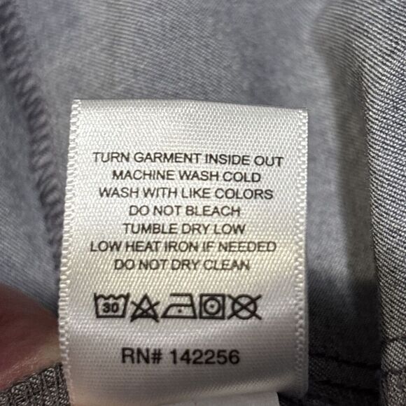 Figs Scrub Top Women's Size XS Grey Casma Three-Pocket Technical Collection - Picture 16 of 16